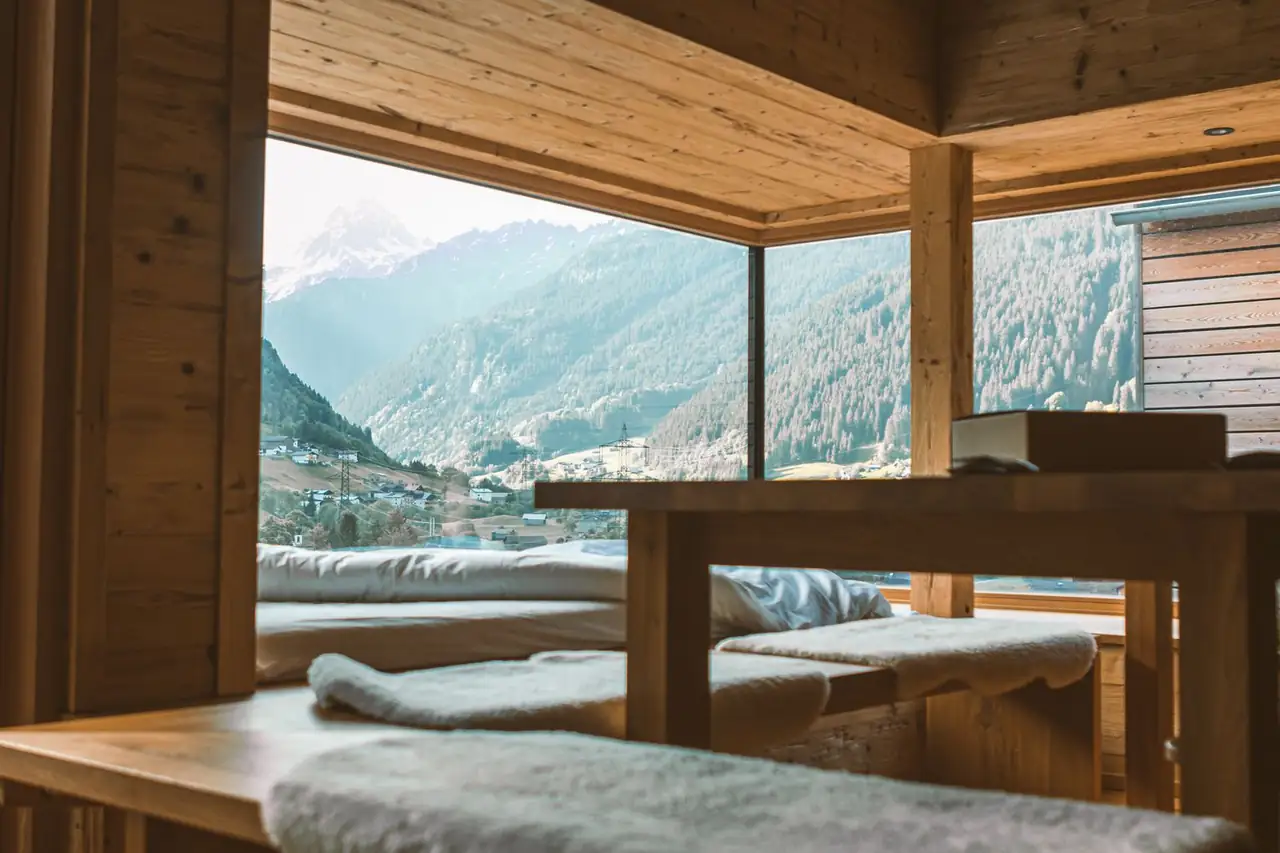 Alpiner Ausblick aus dem Zimmer