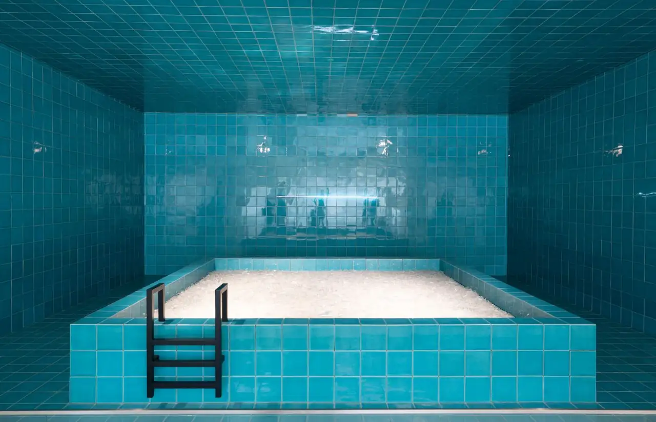 Infinity Innenpool