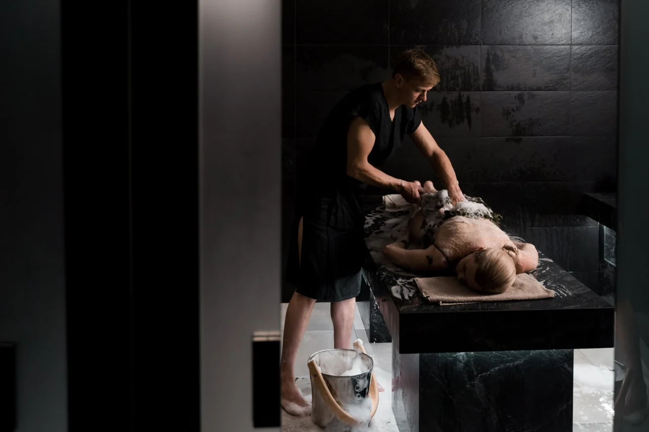 Lumenhaven Signature Facial